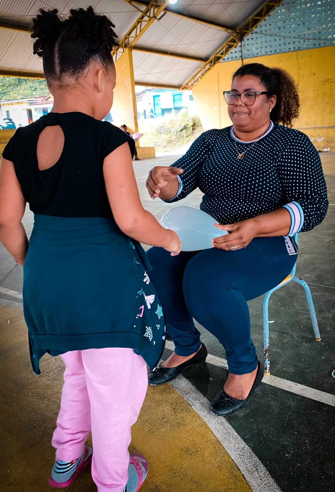 Camacã: Projeto Ruas de Lazer anima as crianças da Creche Rosalina Pinto